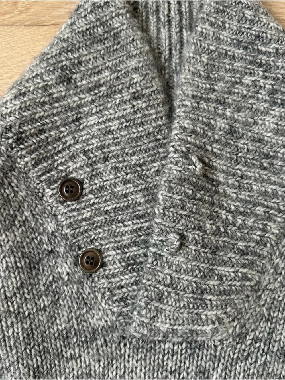 J.CREW - MEN'S SWEATER - SIZE MEDIUM